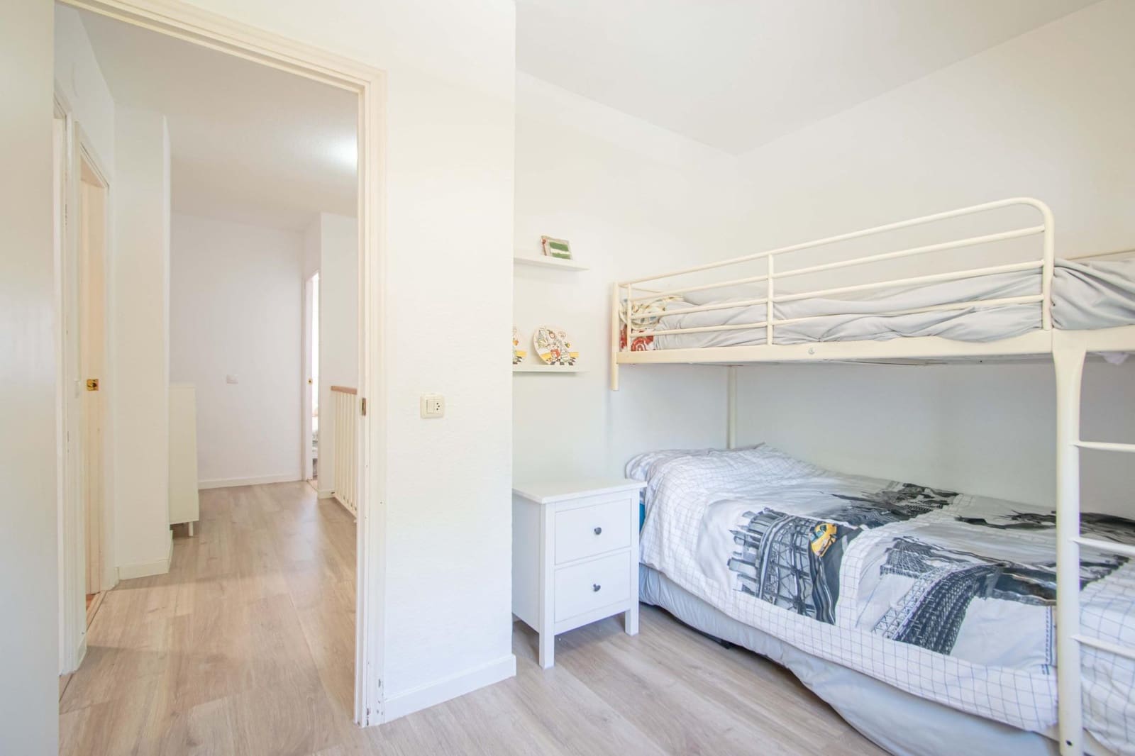 4 sypialnia Dom szeregowy na sprzedaż w Montequinto z basenem garażem - 348 228 € (Ref: 9861928)