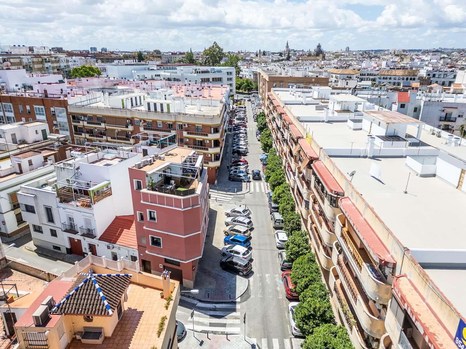 4 soverom Rekkehus til salgs i Sevilla by med garasje - € 749 000 (Ref: 9861929)