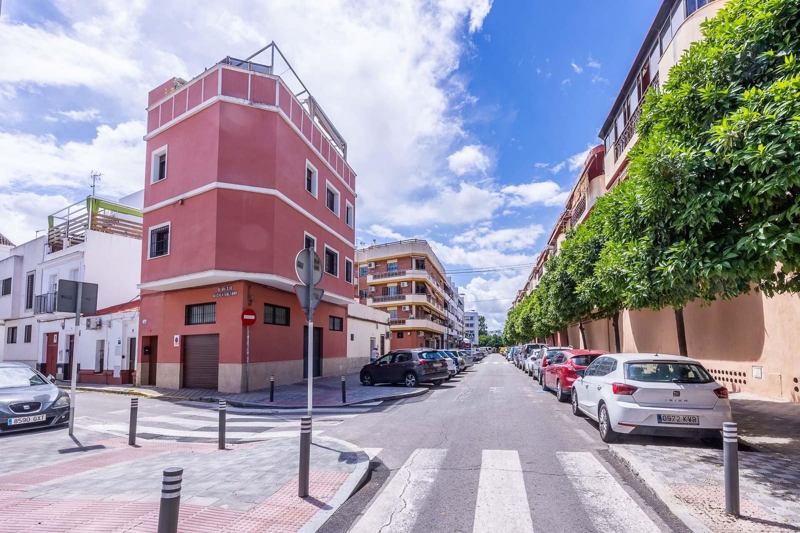 4 soverom Rekkehus til salgs i Sevilla by med garasje - € 749 000 (Ref: 9861929)