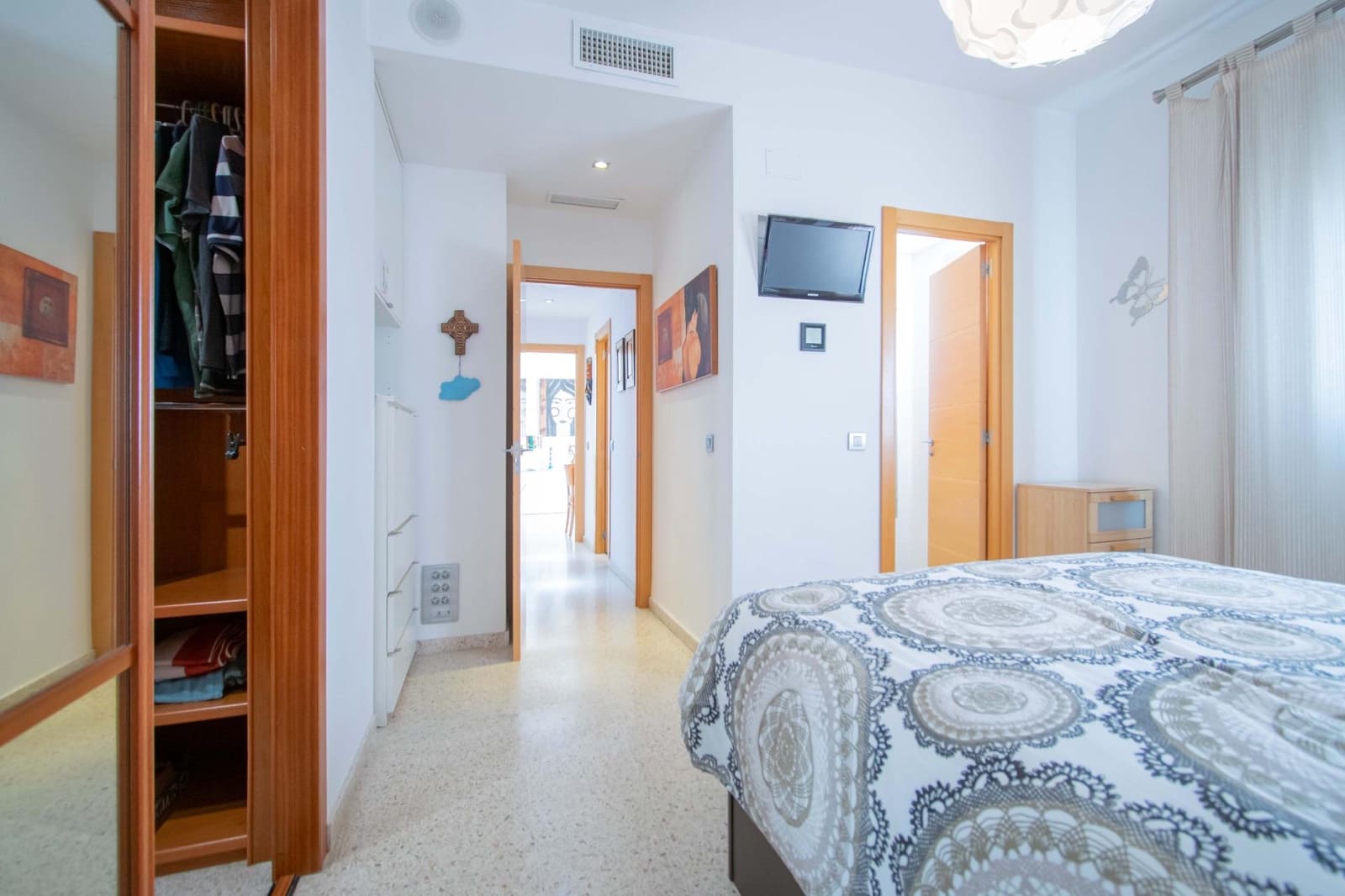 3 bedroom Flat for sale in Seville city with pool garage - € 258,000 (Ref: 9861930)