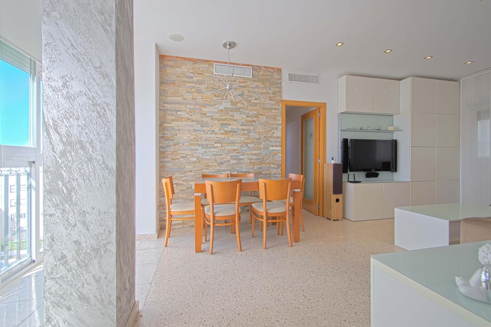 3 bedroom Flat for sale in Seville city with pool garage - € 258,000 (Ref: 9861930)