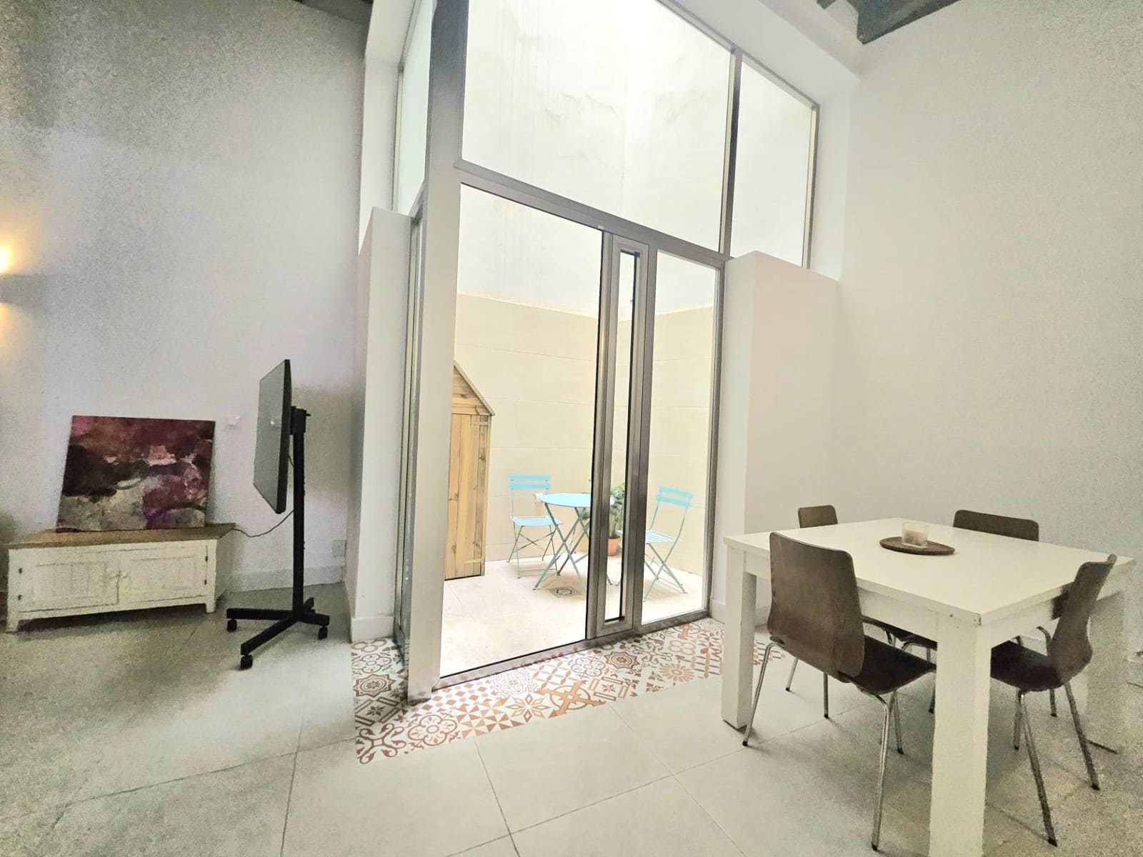 1 quarto Apartamento para arrendar em Sevilha cidade - 1 200 € (Ref: 9867078)