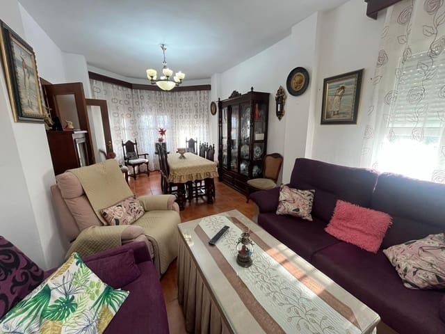 3 slaapkamer Villa te koop in Pilas - € 250.000 (Ref: 9868659)