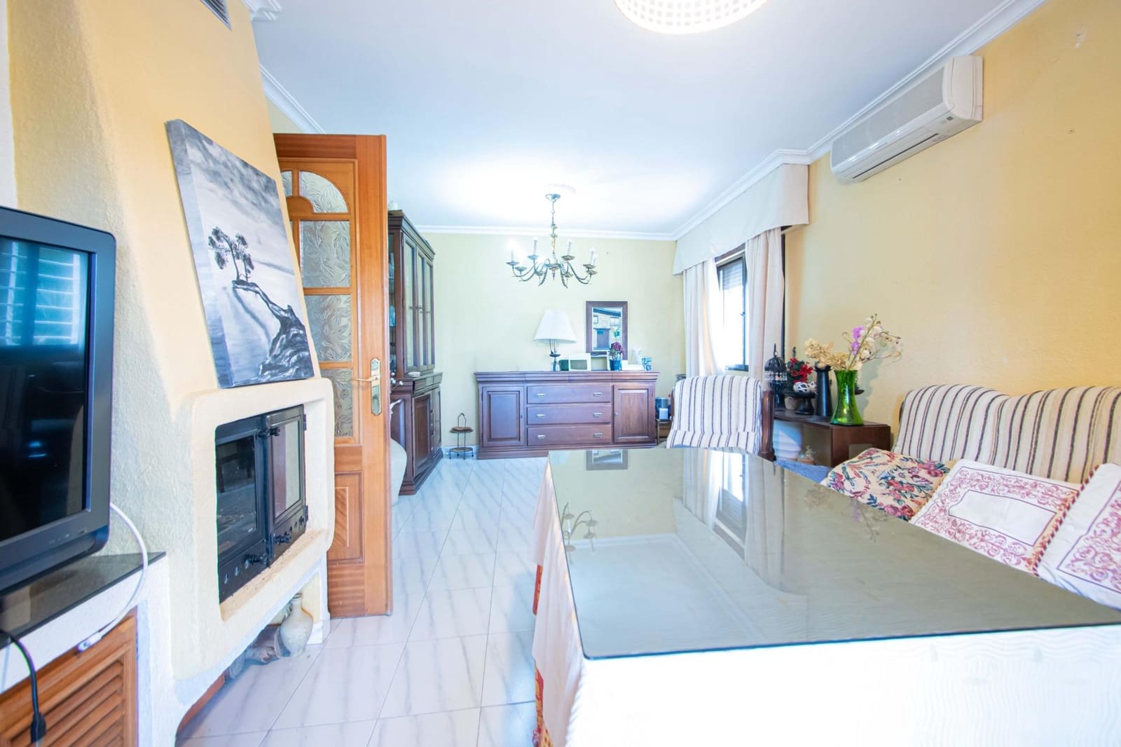 5 slaapkamer Villa te koop in Montequinto - € 650.000 (Ref: 9868660)