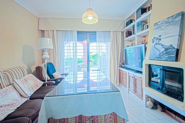 5 slaapkamer Villa te koop in Montequinto, Dos Hermanas - € 650.000 (Ref: 9868660)