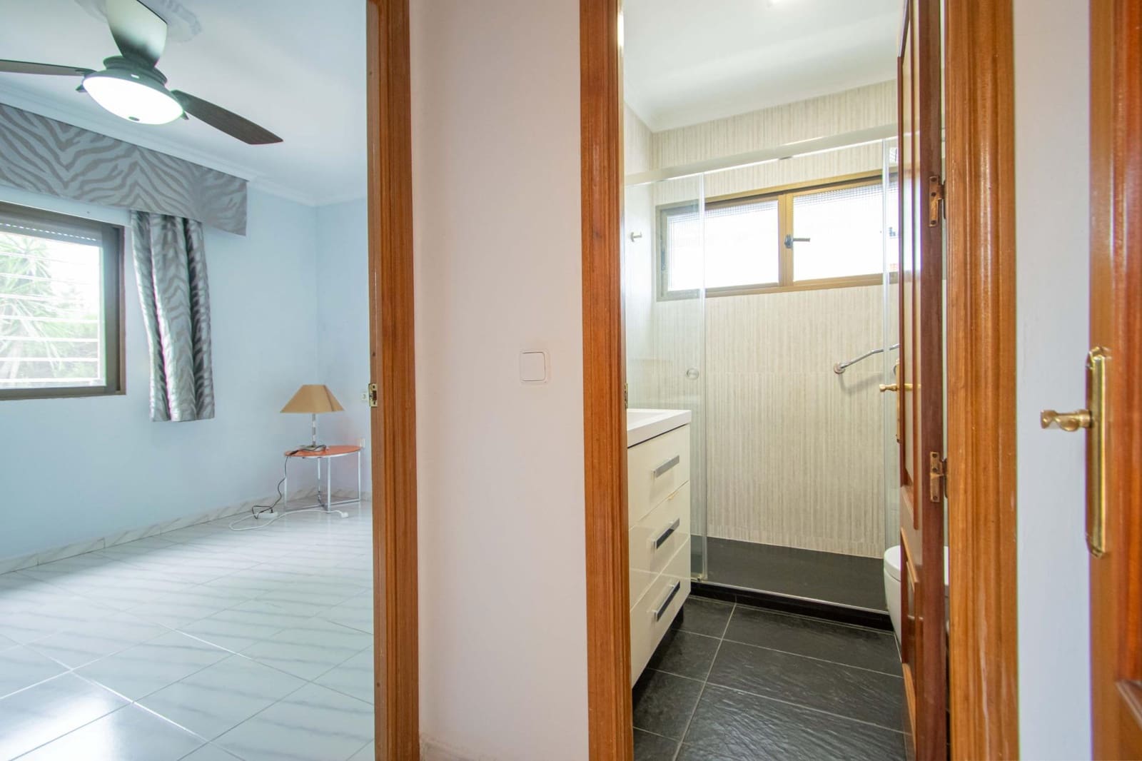 5 slaapkamer Villa te koop in Montequinto - € 650.000 (Ref: 9868660)