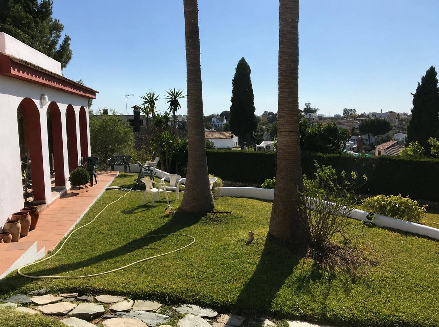 5 slaapkamer Villa te koop in Montequinto - € 635.000 (Ref: 9868660)