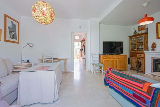 4 soverom Rekkehus til salgs i Valencina de la Concepción med svømmebasseng - € 279 000 (Ref: 9868663)
