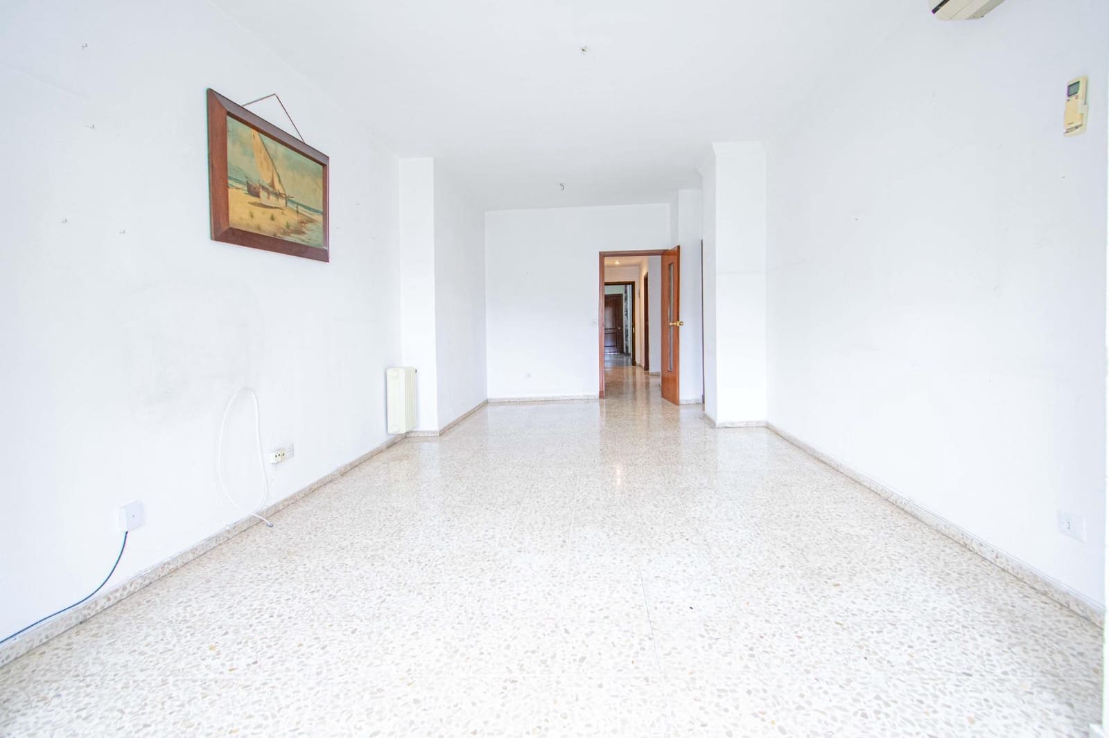 Piso de 4 habitaciones en Sevilla ciudad en venta - 370.000 € (Ref: 9873580)