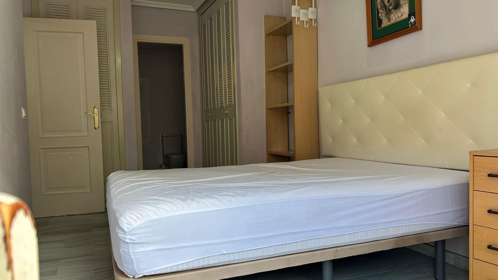 3 soverom Leilighet til leie i Sevilla by med svømmebasseng garasje - € 1 300 (Ref: 9873581)