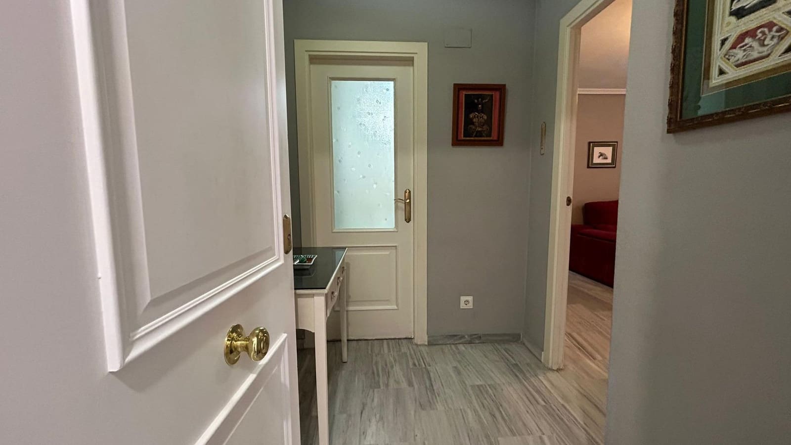 3 soverom Leilighet til leie i Sevilla by med svømmebasseng garasje - € 1 300 (Ref: 9873581)