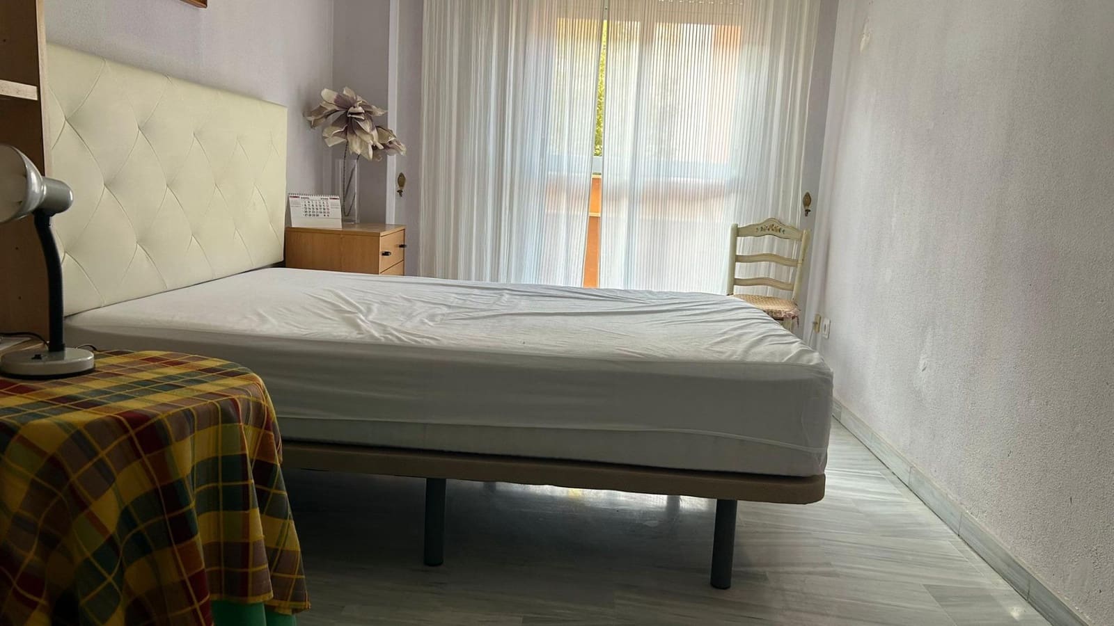 3 soverom Leilighet til leie i Sevilla by med svømmebasseng garasje - € 1 300 (Ref: 9873581)