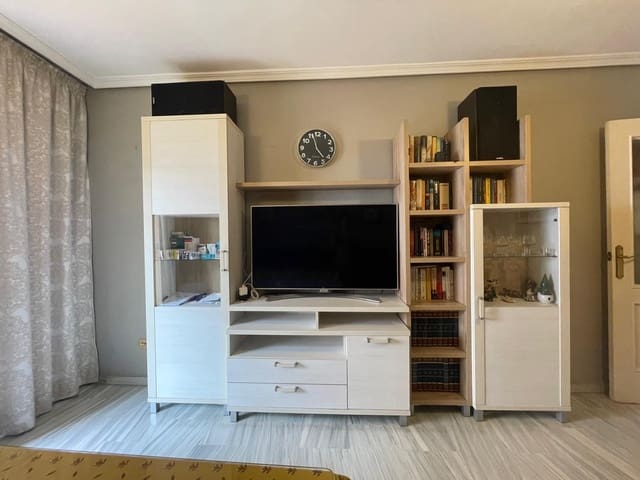 Appartement de 3 chambres à louer à Séville ville avec piscine garage - 1 300 € (Ref: 9873581)