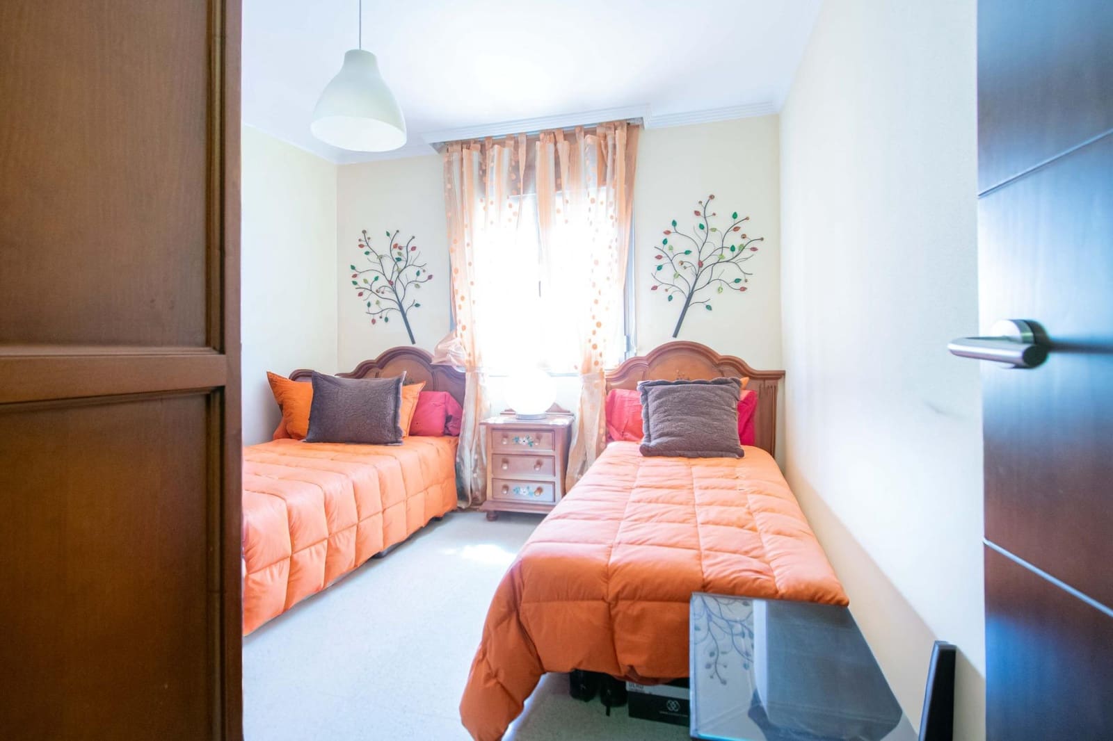 Adosado de 4 habitaciones en Alcalá de Guadaira en venta con garaje - 250.000 € (Ref: 9876501)