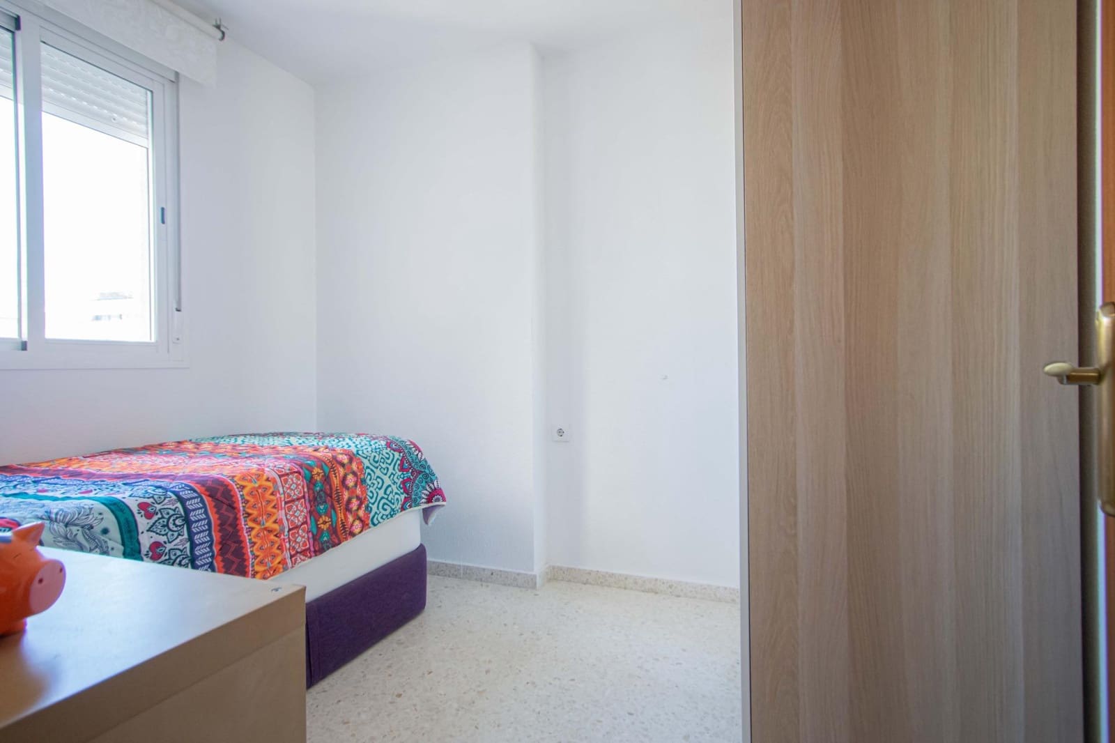 3 bedroom Flat for sale in Seville city with garage - € 192,000 (Ref: 9878928)