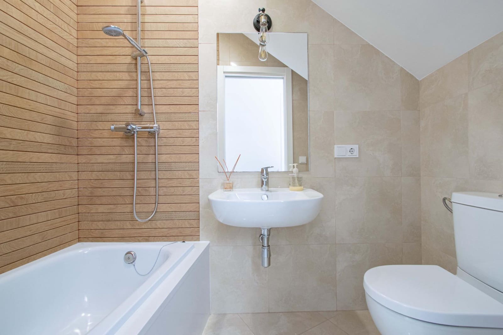 3 chambre Penthouse à vendre à Seville ville - 595 000 € (Ref: 9878929)