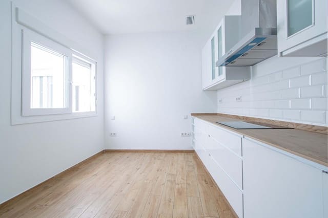 Ático de 3 habitaciones en Feria, Sevilla ciudad en venta - 595.000 € (Ref: 9878929)