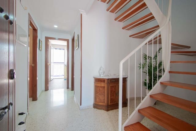 4 sypialnia Dom szeregowy na sprzedaż w Miasto Sewilla - 373 068 € (Ref: 9890457)