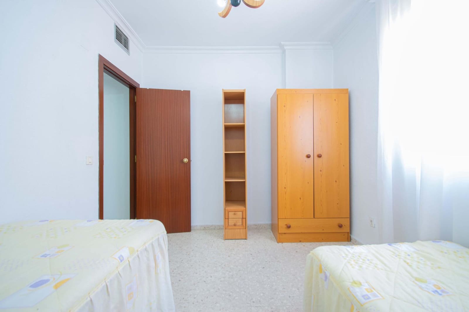 4 sypialnia Dom szeregowy na sprzedaż w Miasto Sewilla - 373 068 € (Ref: 9890457)