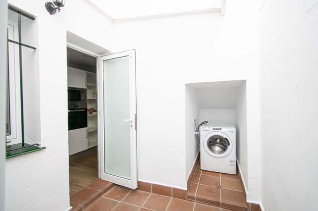 4 soveværelse Rækkehus til salg i Villanueva del Ariscal med swimmingpool - € 175.000 (Ref: 9890458)