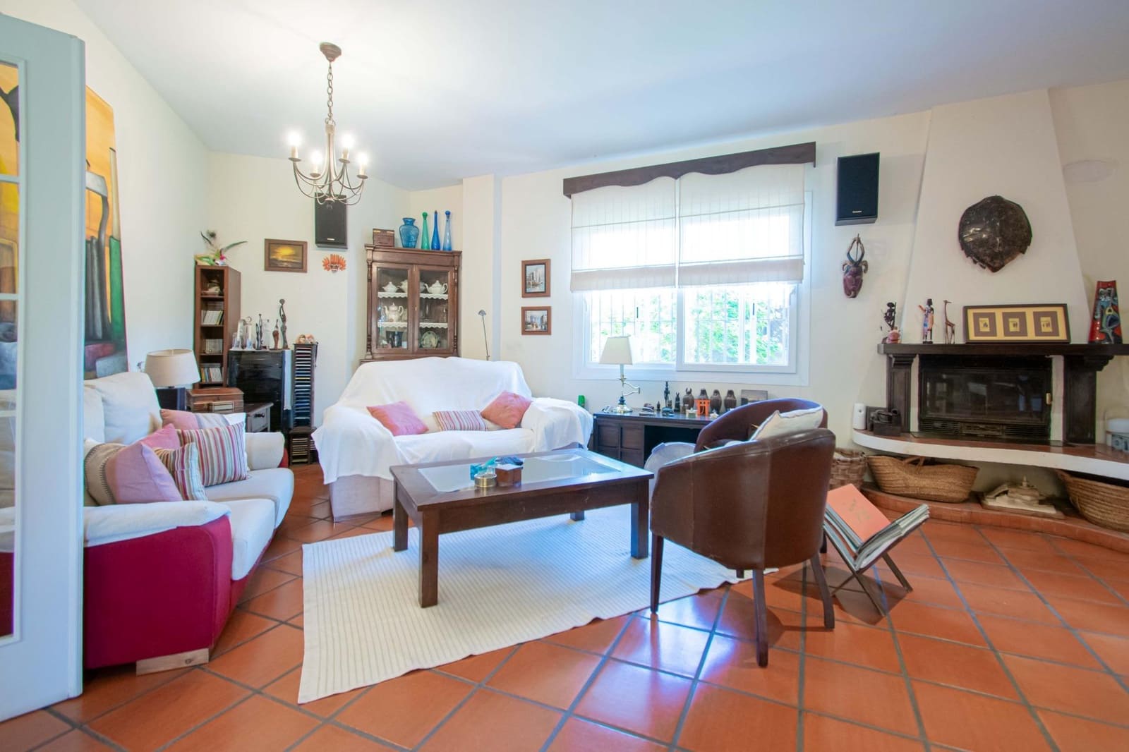4 bedroom Villa for sale in Valencina de la Concepcion with pool - € 580,000 (Ref: 9890459)