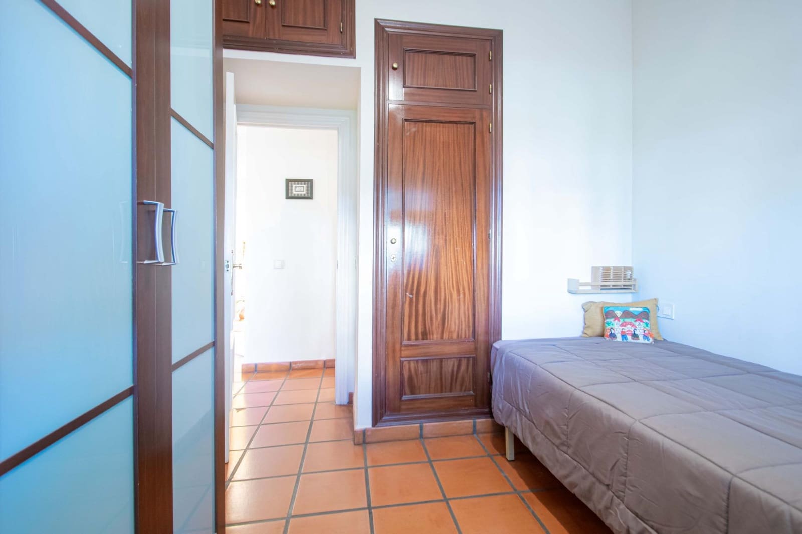 4 bedroom Villa for sale in Valencina de la Concepcion with pool - € 580,000 (Ref: 9890459)