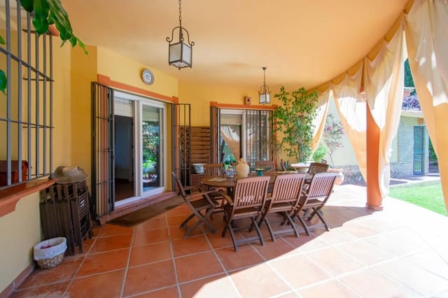 4 camera da letto Villa in vendita in Valencina de la Concepción con piscina - 580.000 € (Rif: 9890459)