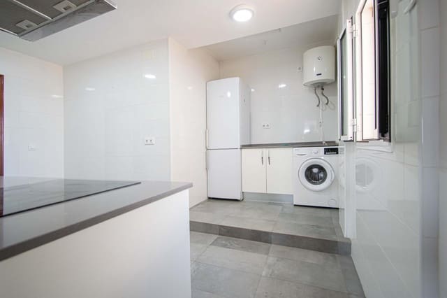 3 soveværelse Lejlighed til salg i Sevilla by - € 238.000 (Ref: 9892436)