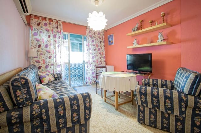 Piso de 3 habitaciones en Rochelambert, Sevilla ciudad en venta - 135.000 € (Ref: 9892437)
