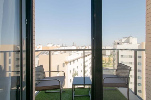 3 soveværelse Lejlighed til salg i Sevilla by med swimmingpool garage - € 288.470 (Ref: 9892438)