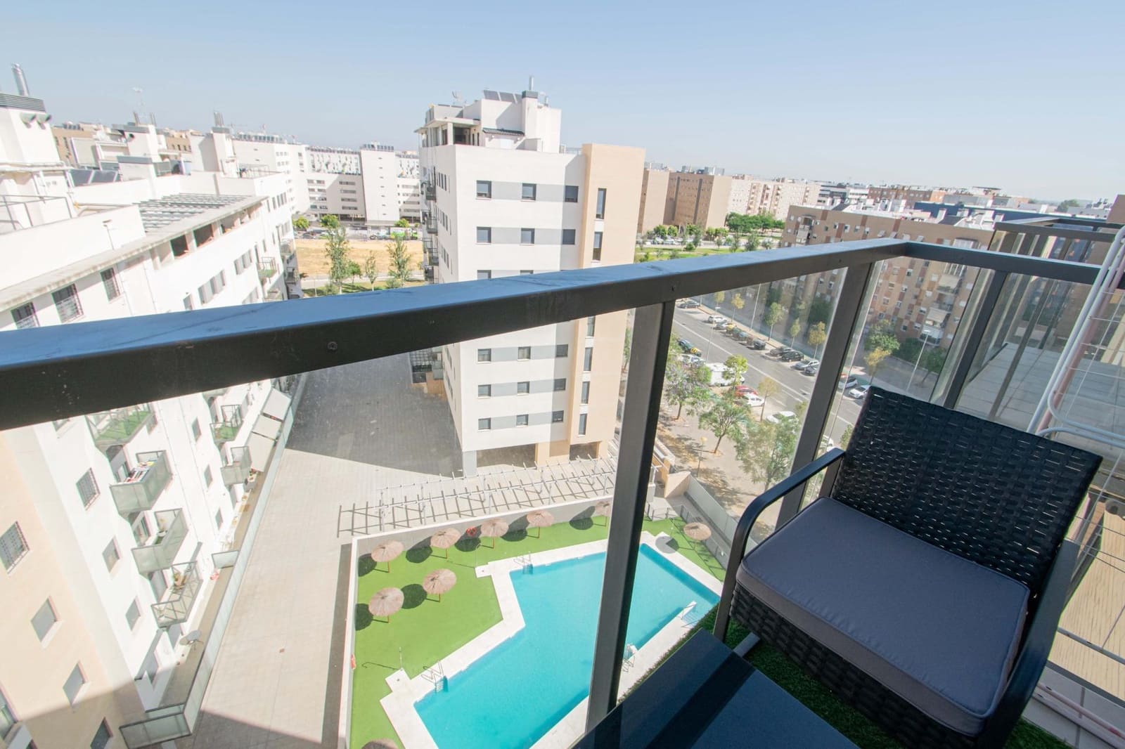 3 soveværelse Lejlighed til salg i Sevilla by med swimmingpool garage - € 288.470 (Ref: 9892438)