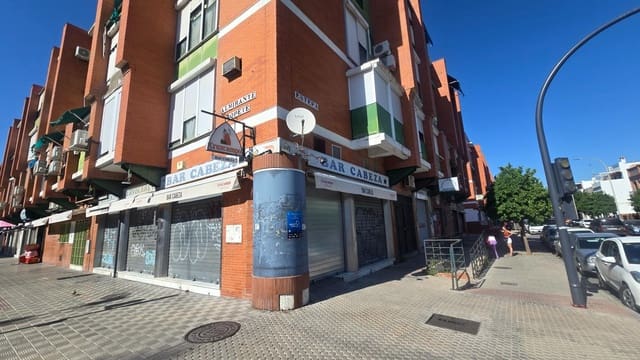 Commerciale in vendita in Siviglia città - 76.000 € (Rif: 9896391)