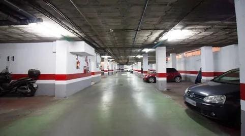 Garagem para venda em Sevilha cidade - 28 000 € (Ref: 9896392)