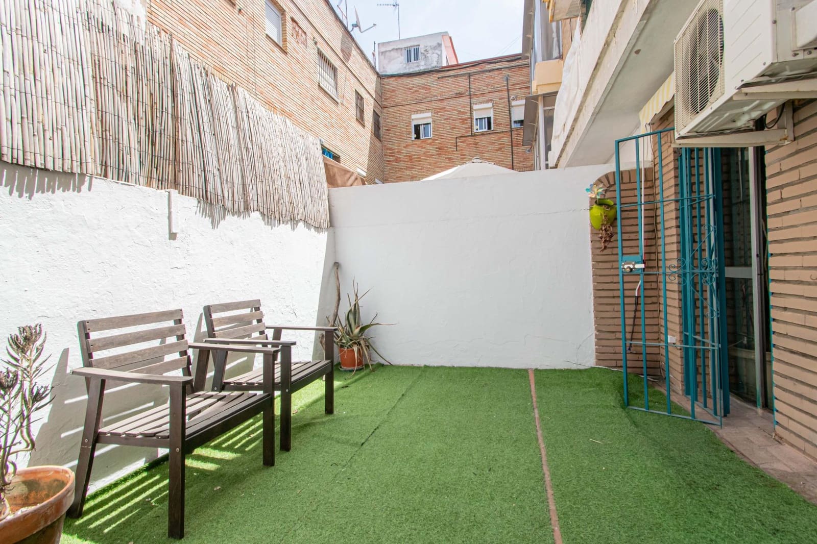 Piso de 1 habitación en Sevilla ciudad en venta - 126.050 € (Ref: 9896393)