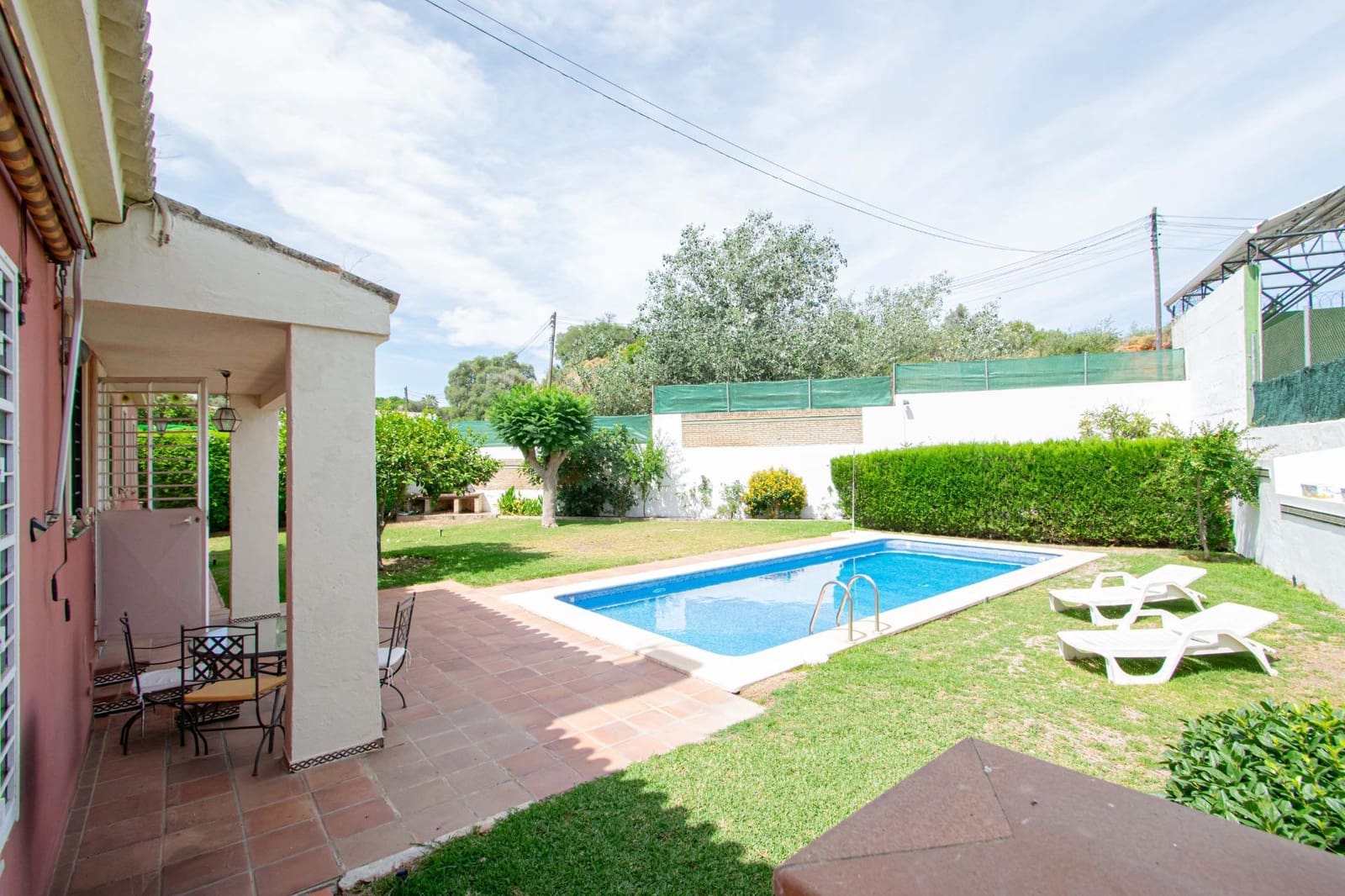 7 bedroom Villa for sale in Alcala de Guadaira with pool garage - € 685,000 (Ref: 9898751)