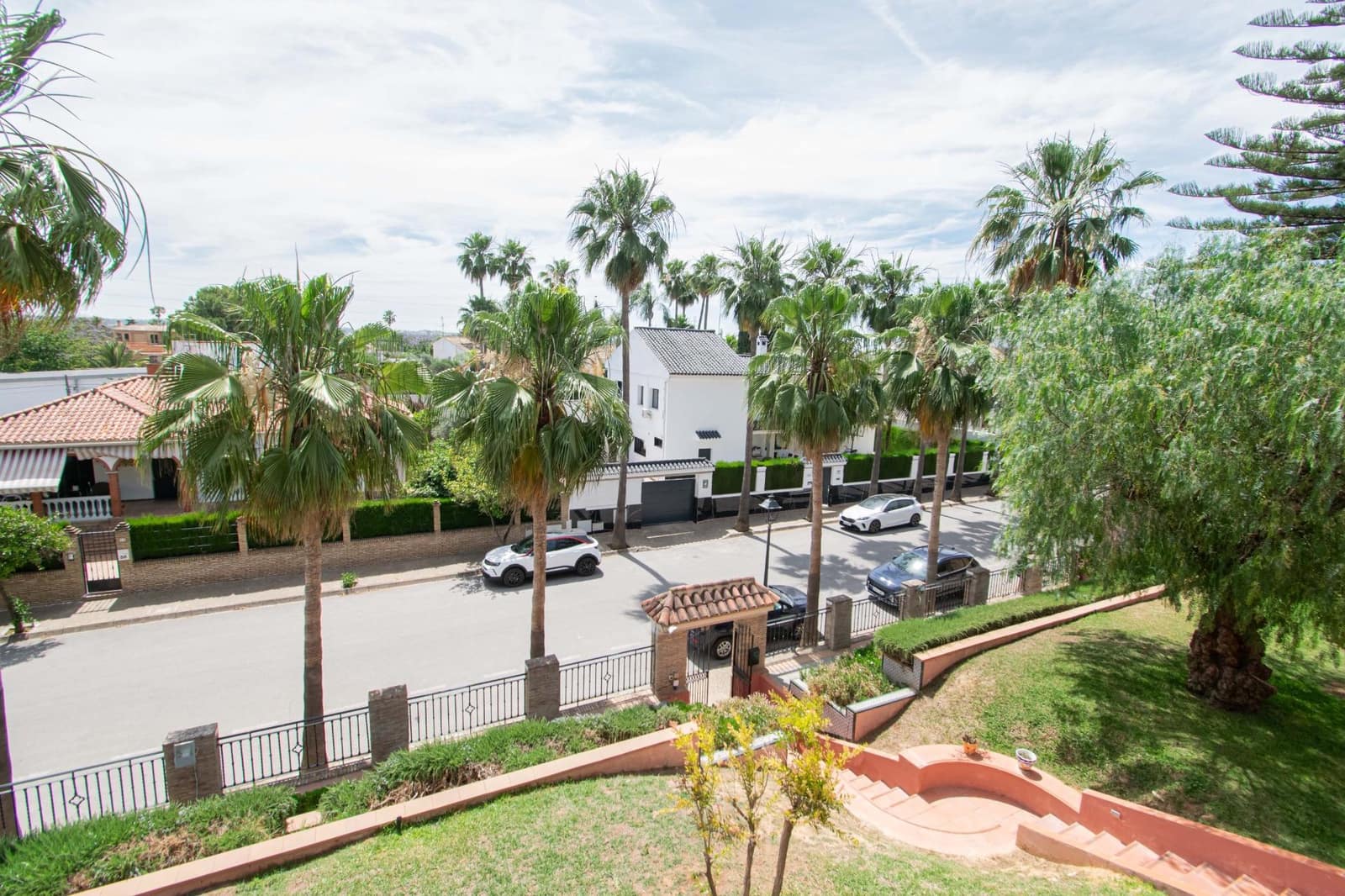 7 bedroom Villa for sale in Alcala de Guadaira with pool garage - € 685,000 (Ref: 9898751)
