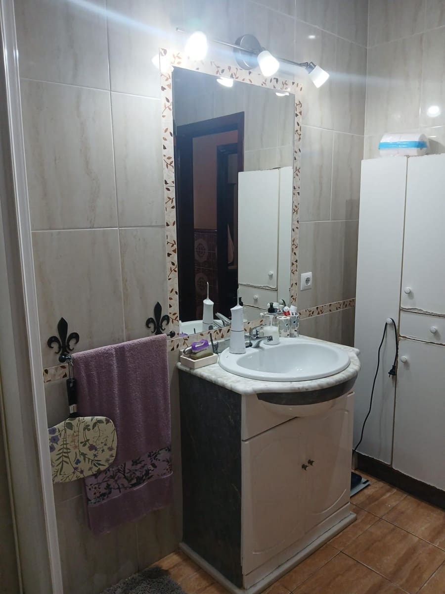 Casa de 3 habitaciones en Los Palacios y Villafranca en venta con garaje - 350.000 € (Ref: 9908077)