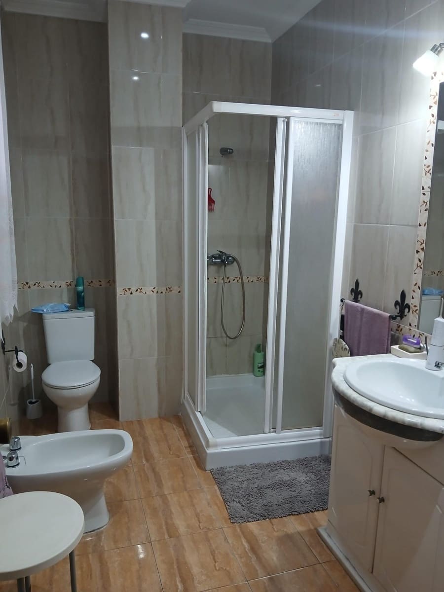 Casa de 3 habitaciones en Los Palacios y Villafranca en venta con garaje - 350.000 € (Ref: 9908077)