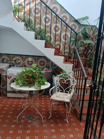 3 Zimmer Haus zu verkaufen in Los Palacios y Villafranca mit Garage - 350.000 € (Ref: 9908077)
