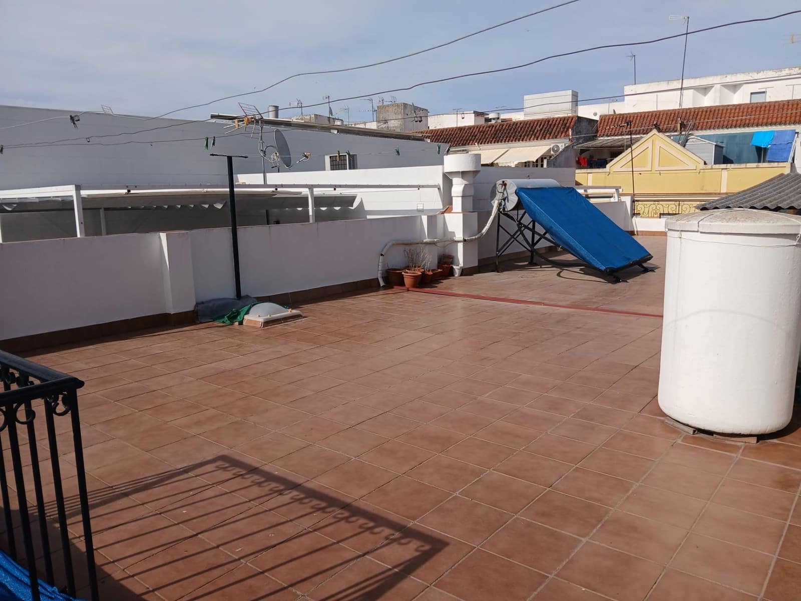 Casa de 3 habitaciones en Los Palacios y Villafranca en venta con garaje - 350.000 € (Ref: 9908077)