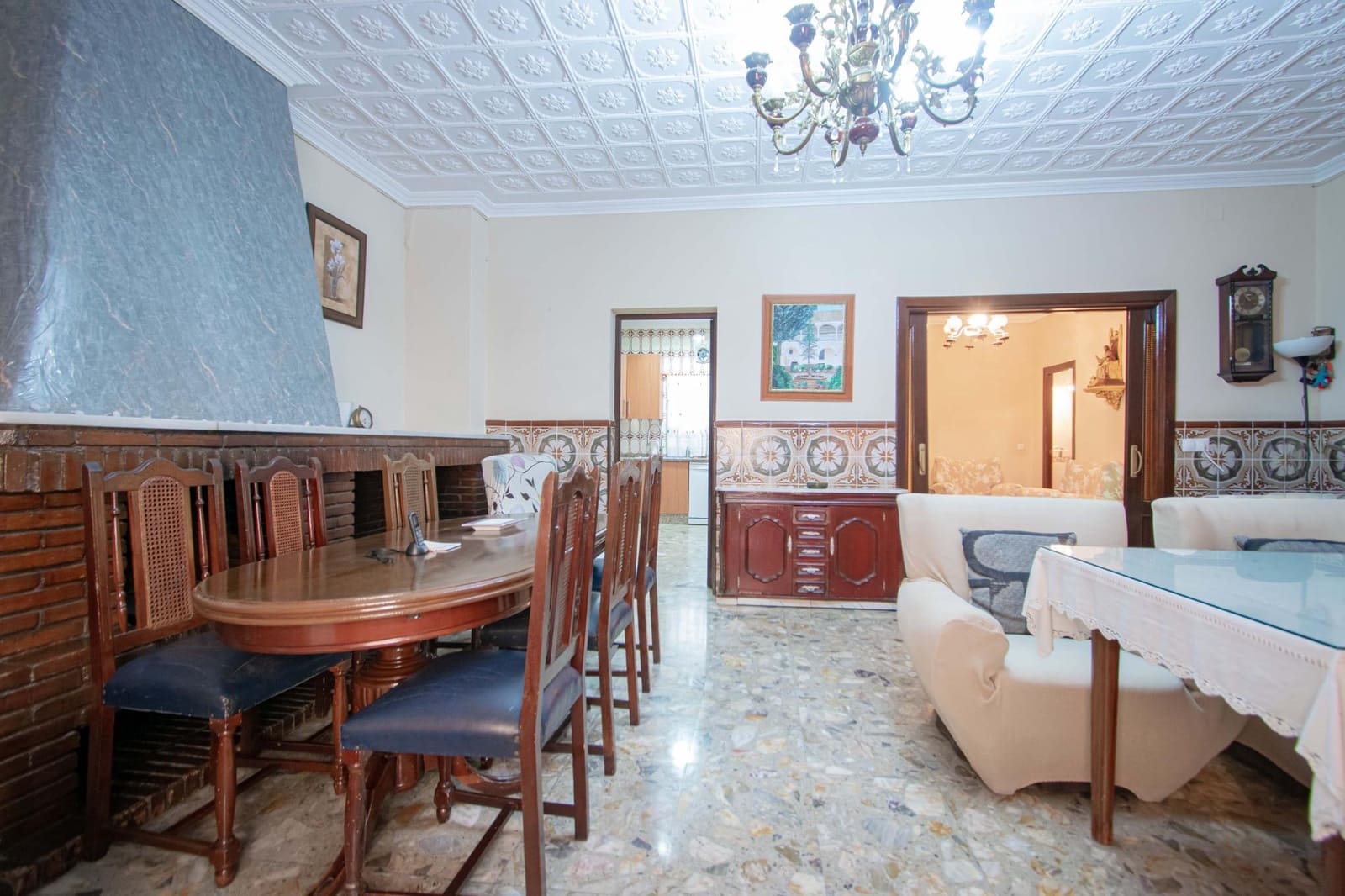 Casa de 3 habitaciones en Los Palacios y Villafranca en venta con garaje - 350.000 € (Ref: 9908077)