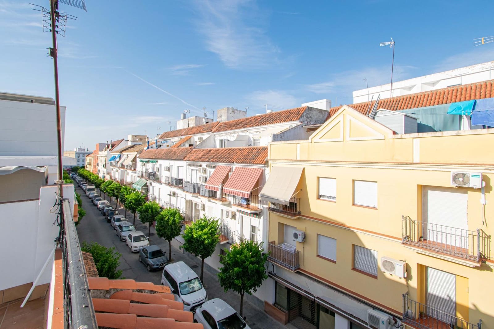 Casa de 3 habitaciones en Los Palacios y Villafranca en venta con garaje - 350.000 € (Ref: 9908077)