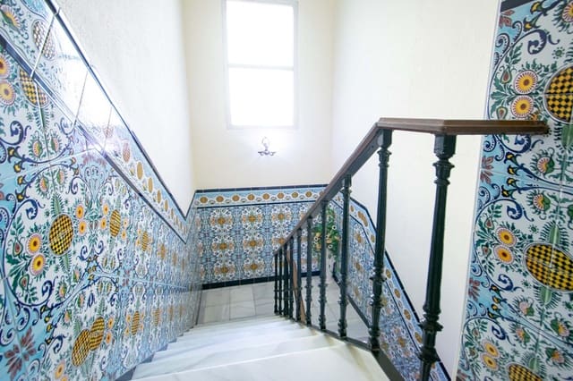 3 camera da letto Casa in vendita in Los Palacios y Villafranca con garage - 350.000 € (Rif: 9908077)
