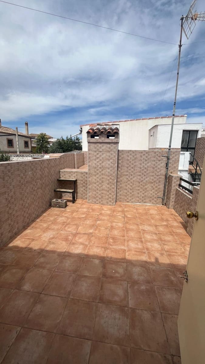 5 camera da letto Casa in vendita in El Pedroso con garage - 105.000 € (Rif: 9911140)