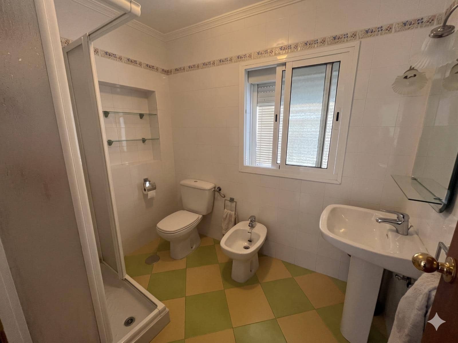 5 camera da letto Casa in vendita in El Pedroso con garage - 105.000 € (Rif: 9911140)