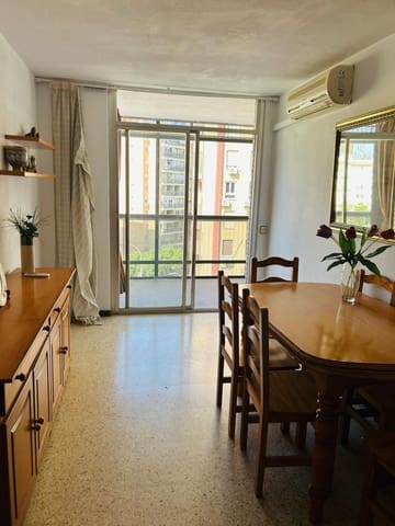 4 soveværelse Lejlighed til leje i Sevilla by med garage - € 1.300 (Ref: 9915893)