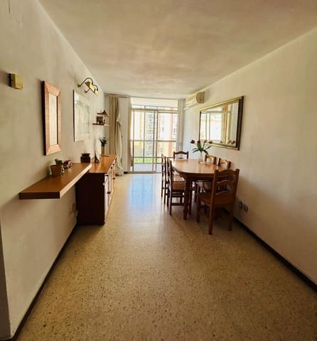 4 soveværelse Lejlighed til leje i Sevilla by med garage - € 1.300 (Ref: 9915893)