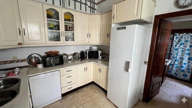 5 soveværelse Byhus til salg i El Ronquillo - € 300.000 (Ref: 9920506)