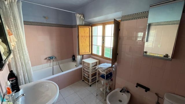 5 soveværelse Byhus til salg i El Ronquillo - € 300.000 (Ref: 9920506)