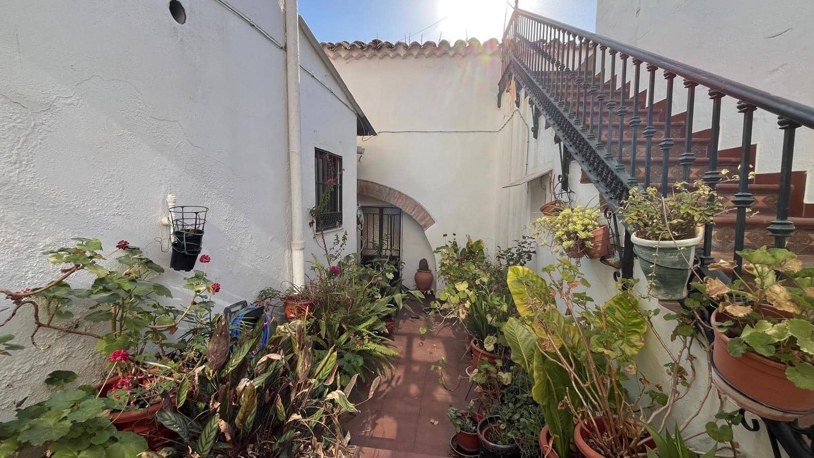5 bedroom Townhouse for sale in El Ronquillo - € 300,000 (Ref: 9920506)